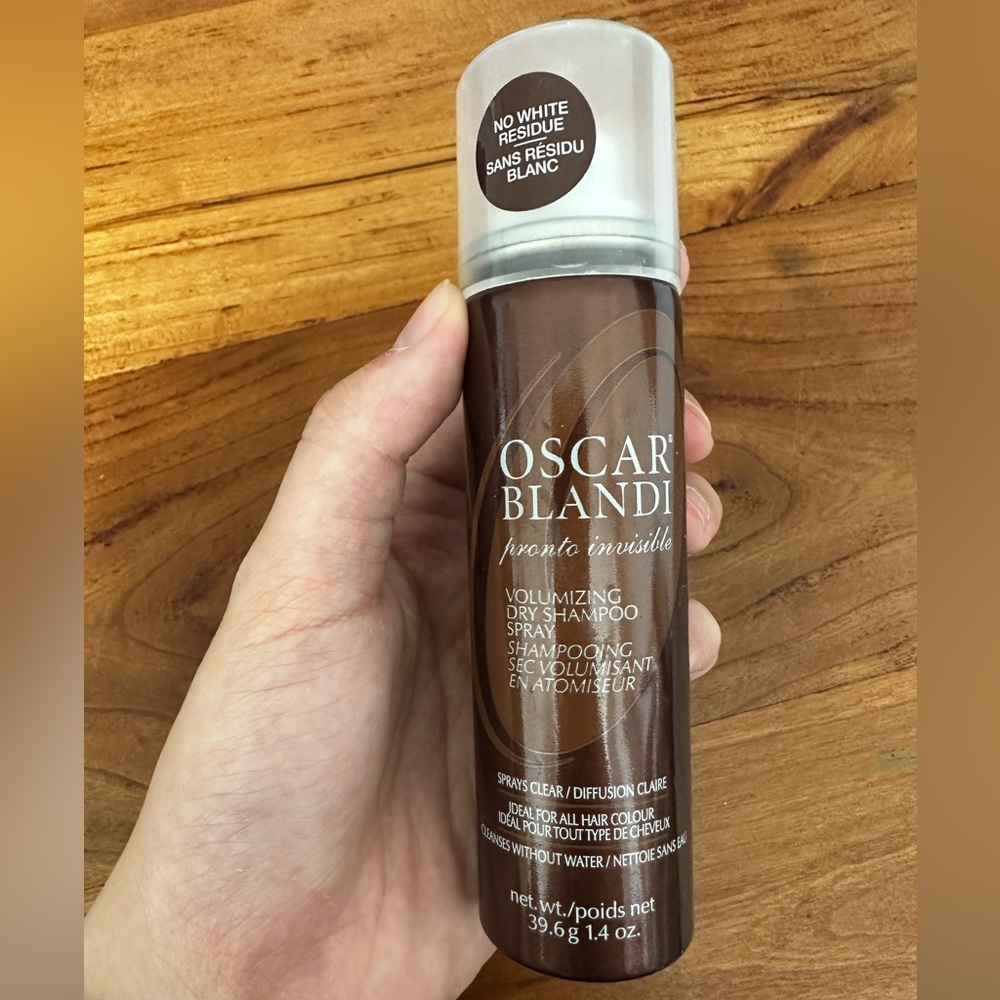 Oscar Blandi Volumizing Dry Shampoo Spray